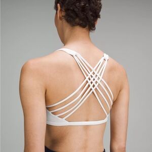 Lululemon Free to Be Sports Bra